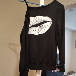 Black Off-Shoulder Top with White Lip Print